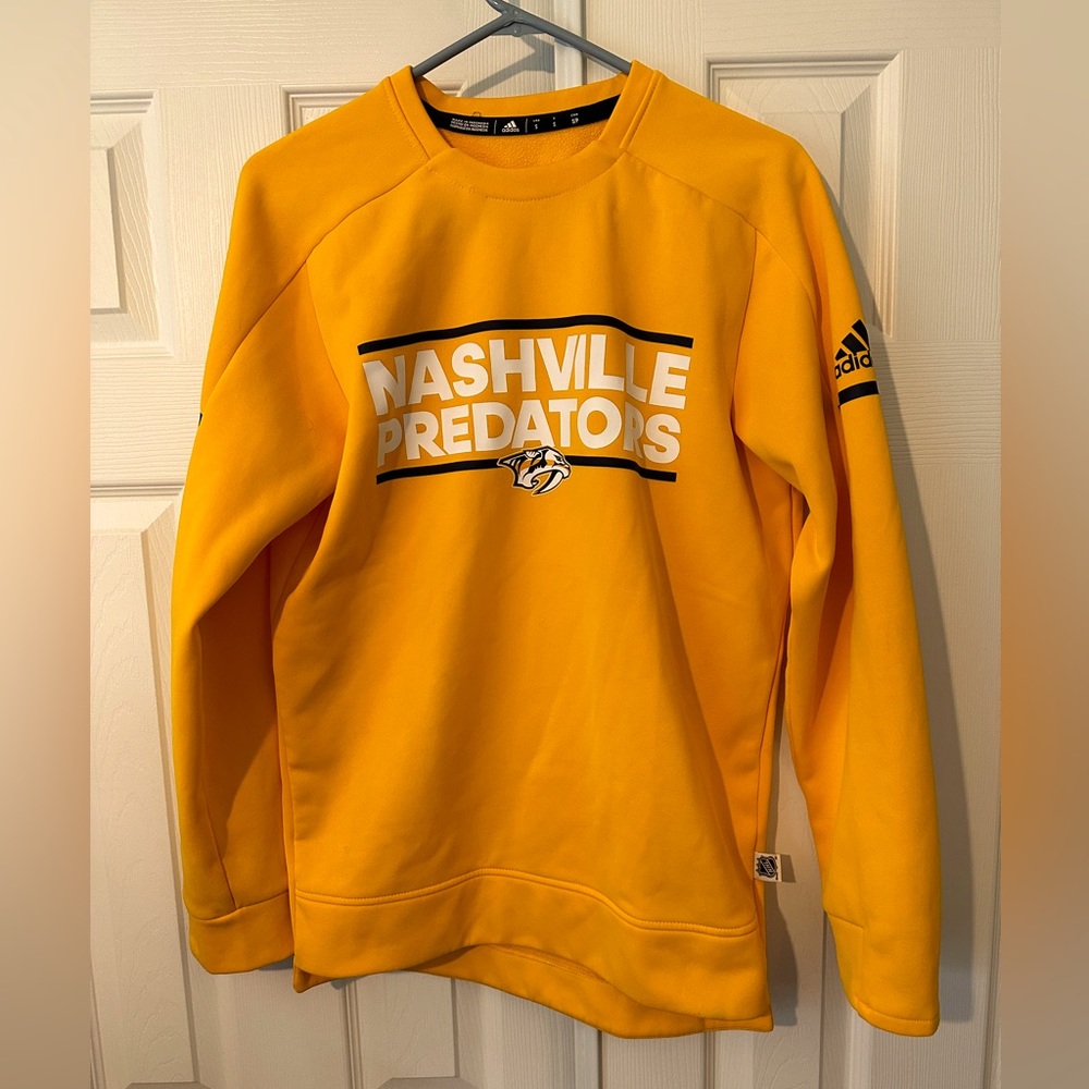 Nashville Predators unisex sweater